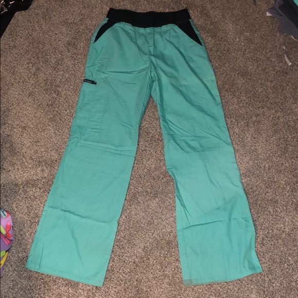 Mint Cherokee Scrub Set - Picture 3 of 4